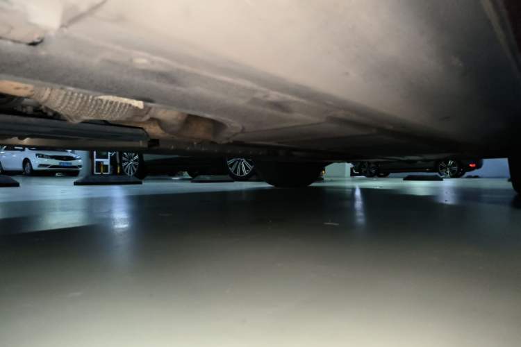 Used AstonMartin DBX 2020 4.0T V8 Chassis Front Left