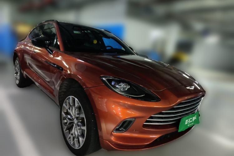 Used AstonMartin DBX 2020 4.0T V8 Front Right 45 Deg