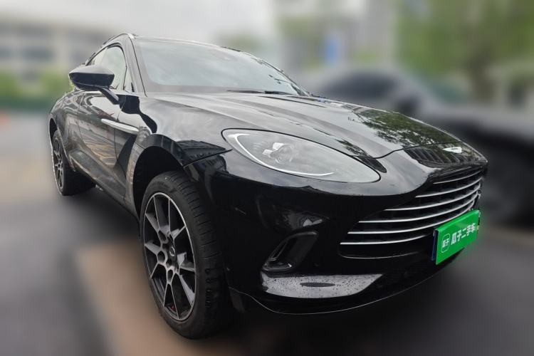 Used AstonMartin DBX 2021 4.0T V8 Silk Road Phoenix Front Right 45 Deg
