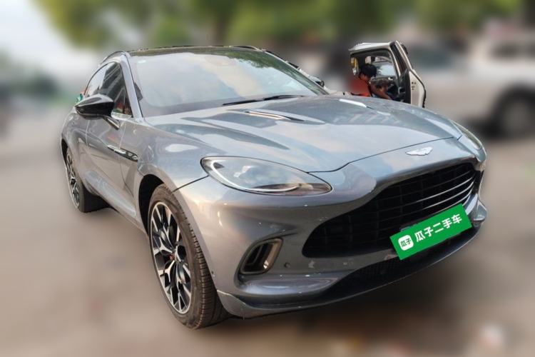 Used AstonMartin DBX 2021 4.0T V8 Return to Simplicity Front Right 45 Deg