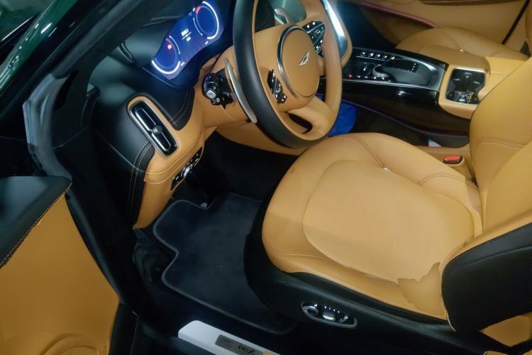 Used AstonMartin DBX 2022 4.0T V8 Driver Seat
