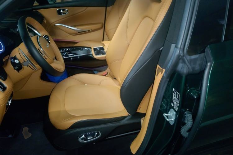 Used AstonMartin DBX 2022 4.0T V8 Left Front Seat
