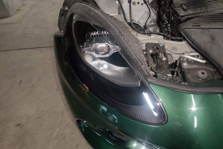 Used AstonMartin DBX 2022 4.0T V8 Right Front Headlight