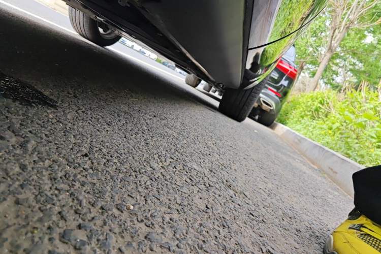 Used AstonMartin DBX 2023 3.0T STRAIGHT-SIX Chassis Rear Right