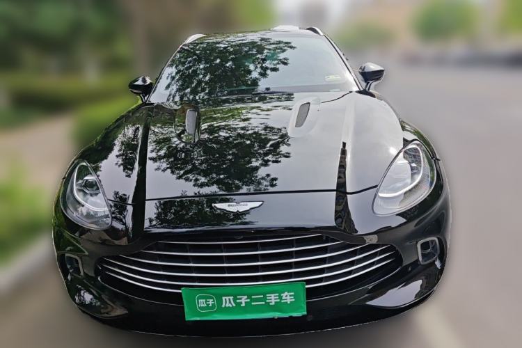 Used AstonMartin DBX 2023 3.0T STRAIGHT-SIX Front