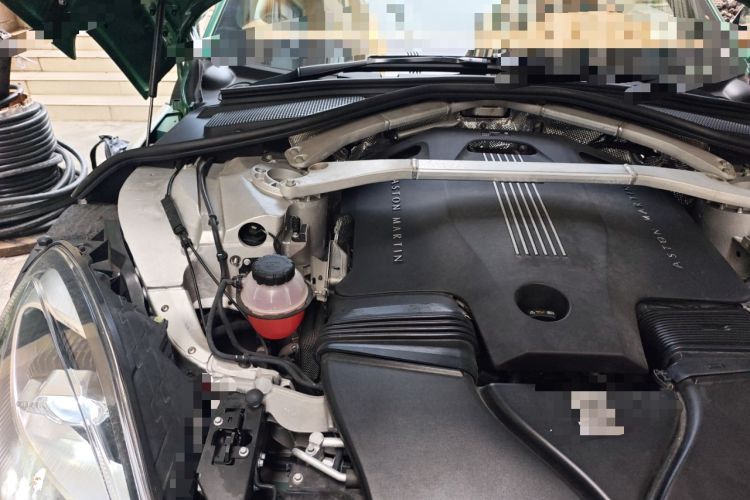 Used AstonMartin DBX 2023 3.0T STRAIGHT-SIX Engine Bay Right