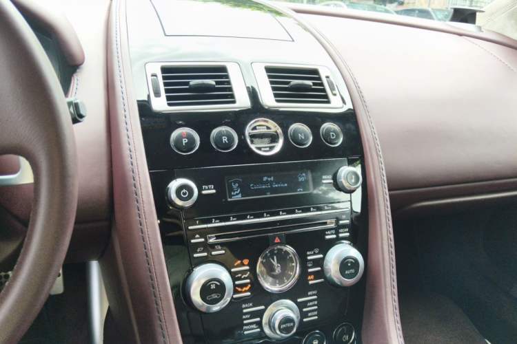 Used AstonMartin Rapide 2010 6.0L Audio And AC Panel