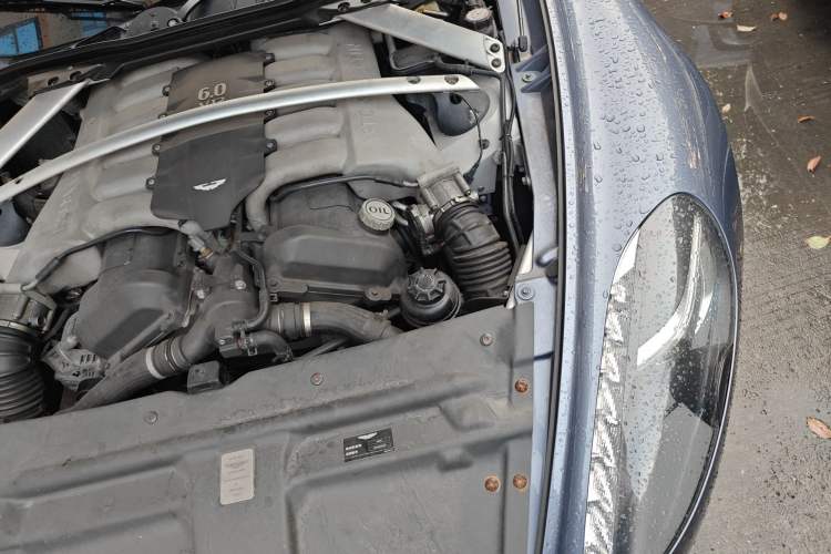 Used AstonMartin Rapide 2010 6.0L Engine Bay Left
