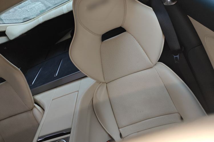 Used AstonMartin Rapide 2010 6.0L Left Rear Seat