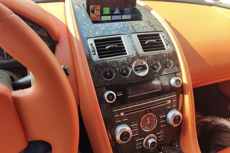Used AstonMartin Rapide 2010 6.0L Audio And AC Panel