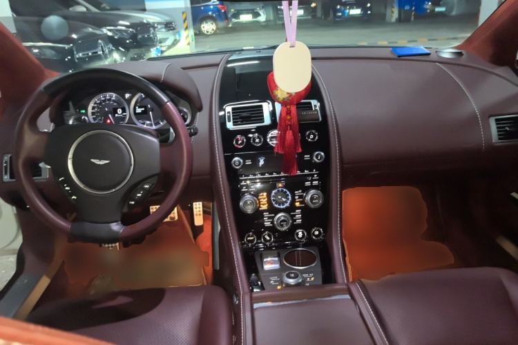 Used AstonMartin Rapide 2013 6.0L S Center Console