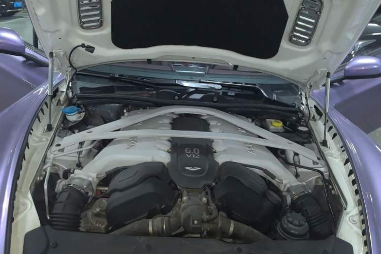 Used AstonMartin Rapide 2013 6.0L S Engine Bay