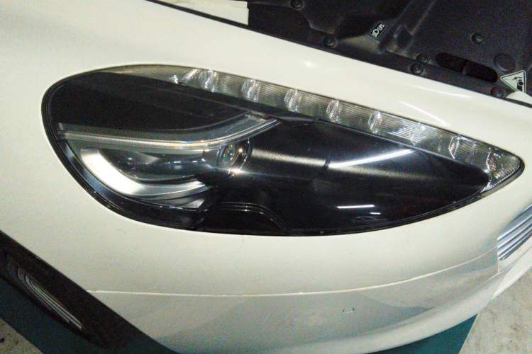 Used AstonMartin Rapide 2014 6.0L S Centennial Edition Right Front Headlight