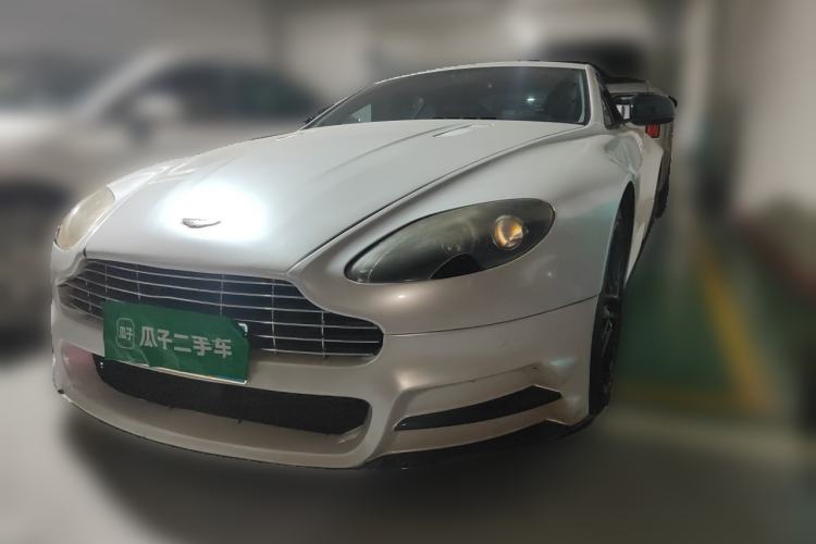 Used AstonMartin V8 Vantage 2011 4.7L Sportshift Coupe Front