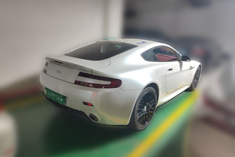 Used AstonMartin V8 Vantage 2011 4.7L Sportshift Coupe Rear Right 45 Deg