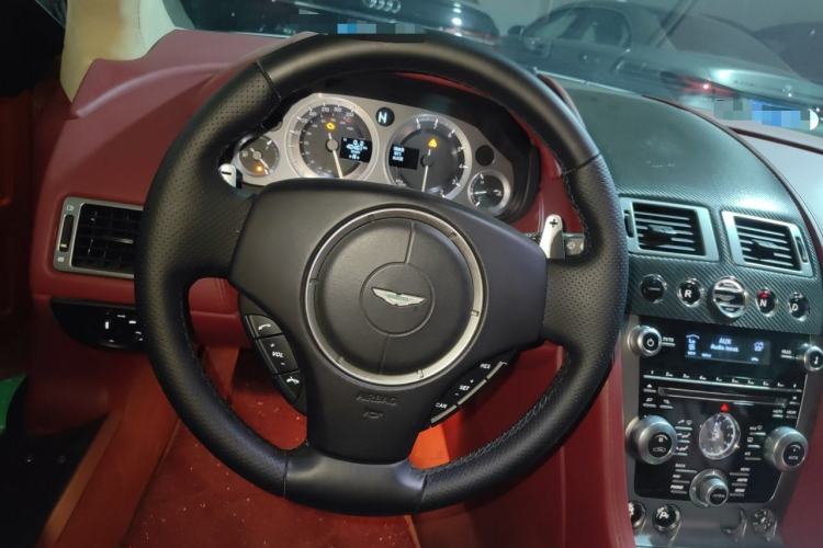 Used AstonMartin V8 Vantage 2011 4.7L Sportshift Coupe Steering Wheel