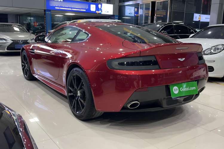 Used AstonMartin V8 Vantage 2012 4.7L S Coupe Exterior 5