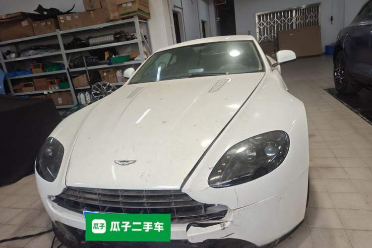 Used AstonMartin V8 Vantage 2012 4.7L S Coupe Front