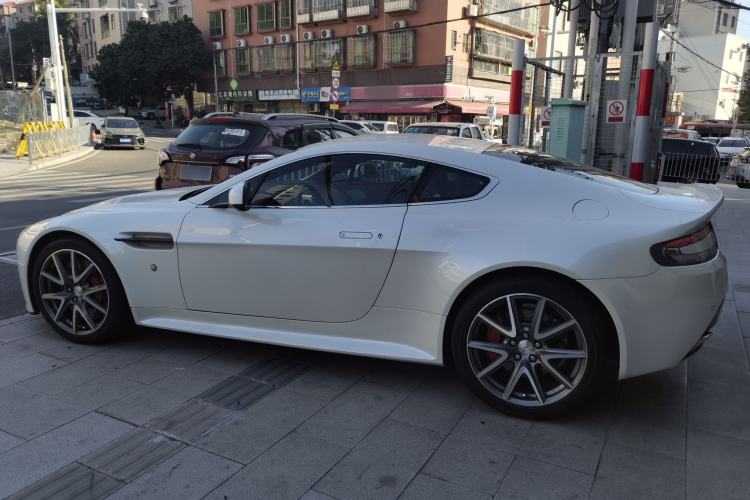 Used AstonMartin V8 Vantage 2012 4.7L S Coupe Left Side