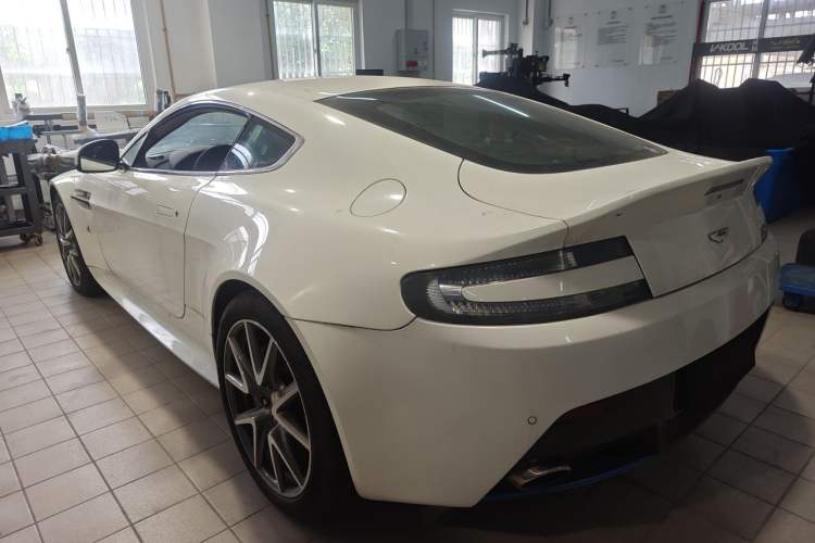 Used AstonMartin V8 Vantage 2012 4.7L S Coupe Rear Left 45 Deg