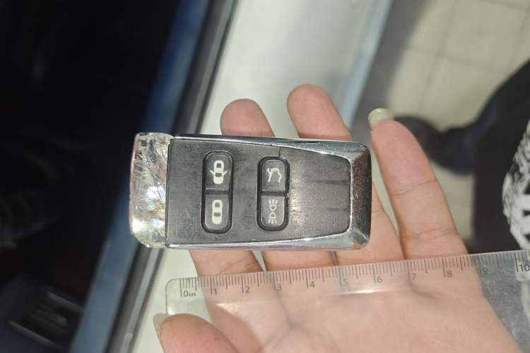 Used AstonMartin V8 Vantage 2012 4.7L S Coupe Vehicle Key