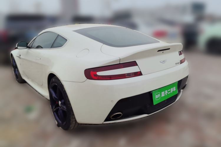 Used AstonMartin V8 Vantage 2015 4.7L Coupe Rear Left 45 Deg