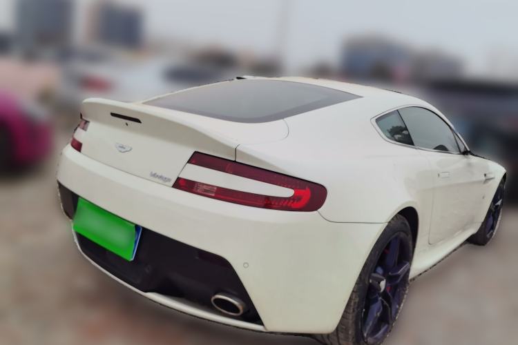 Used AstonMartin V8 Vantage 2015 4.7L Coupe Rear Right 45 Deg