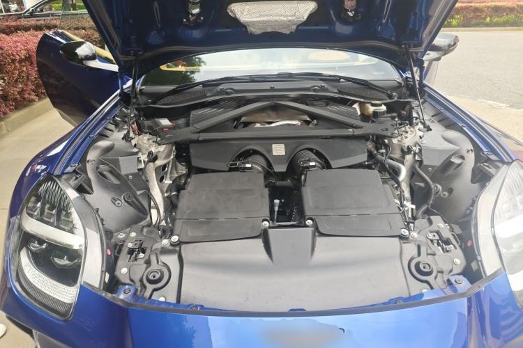 Used AstonMartin V8 Vantage 2024 4.0T V8 Coupe Engine Bay