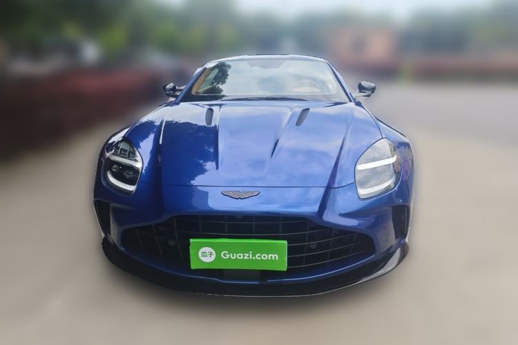 Used AstonMartin V8 Vantage 2024 4.0T V8 Coupe Front