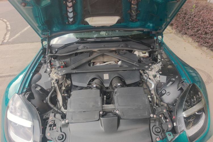 Used AstonMartin V8 Vantage 2024 4.0T V8 Coupe Engine Bay
