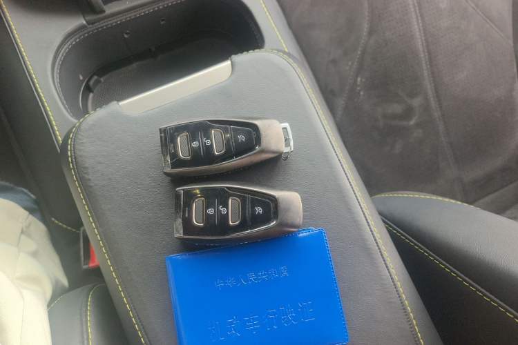Used AstonMartin V8 Vantage 2024 4.0T V8 Coupe Vehicle Key