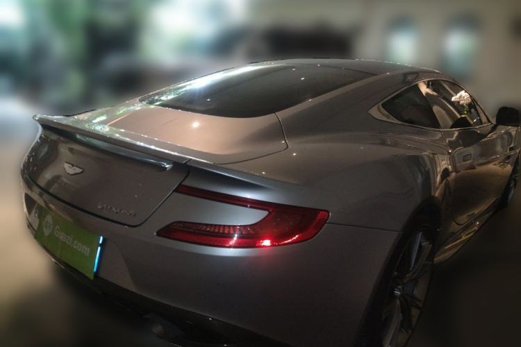 Used AstonMartin Vanquish 2013 6.0L standard version Rear Right 45 Deg