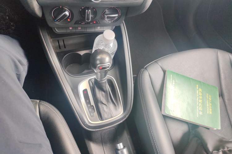 Used Audi A1 2014 30 TFSI Sportback Technology Model Gear Lever