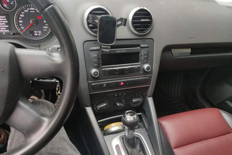 Used Audi A1 2012 1.4 TFSI Urban Audio And AC Panel