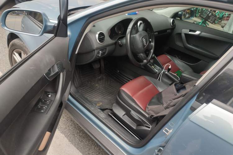 Used Audi A1 2012 1.4 TFSI Urban Driver Seat
