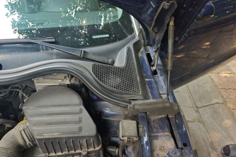 Used Audi A1 2012 1.4 TFSI Urban Engine Bay Left