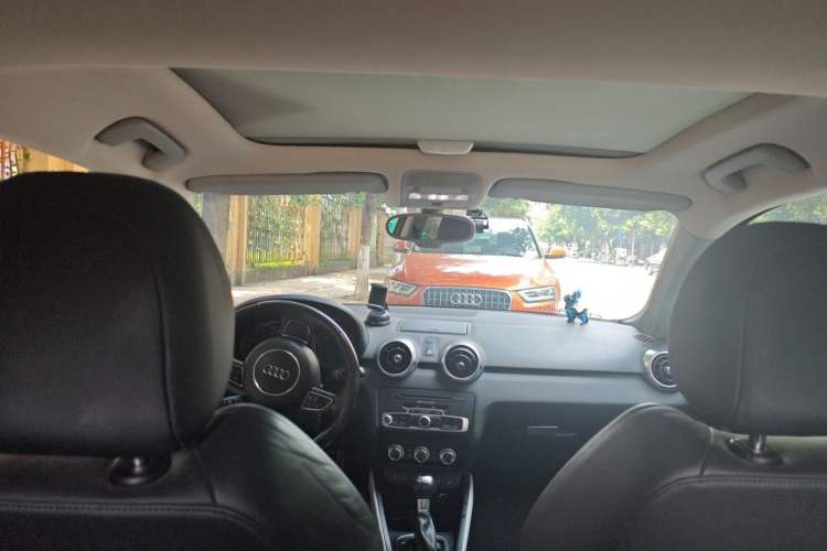Used Audi A1 2012 1.4 TFSI Urban Headliner