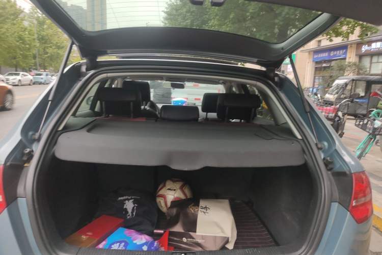 Used Audi A1 2012 1.4 TFSI Urban Trunk