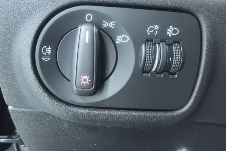 Used Audi A1 2012 1.4 TFSI Urban Interior 7