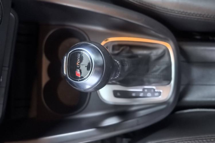 Used Audi A1 2012 1.4 TFSI Urban Interior 8