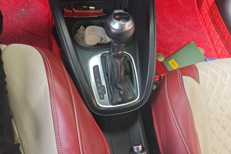 Used Audi A1 2012 1.4 TFSI Ego Gear Lever