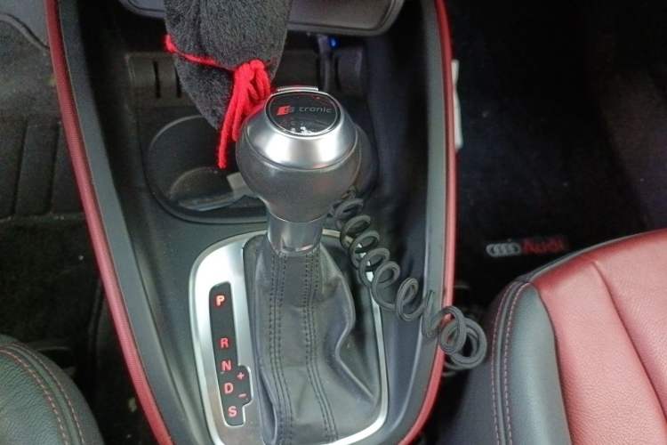 Used Audi A1 2012 1.4 TFSI Ego Gear Lever