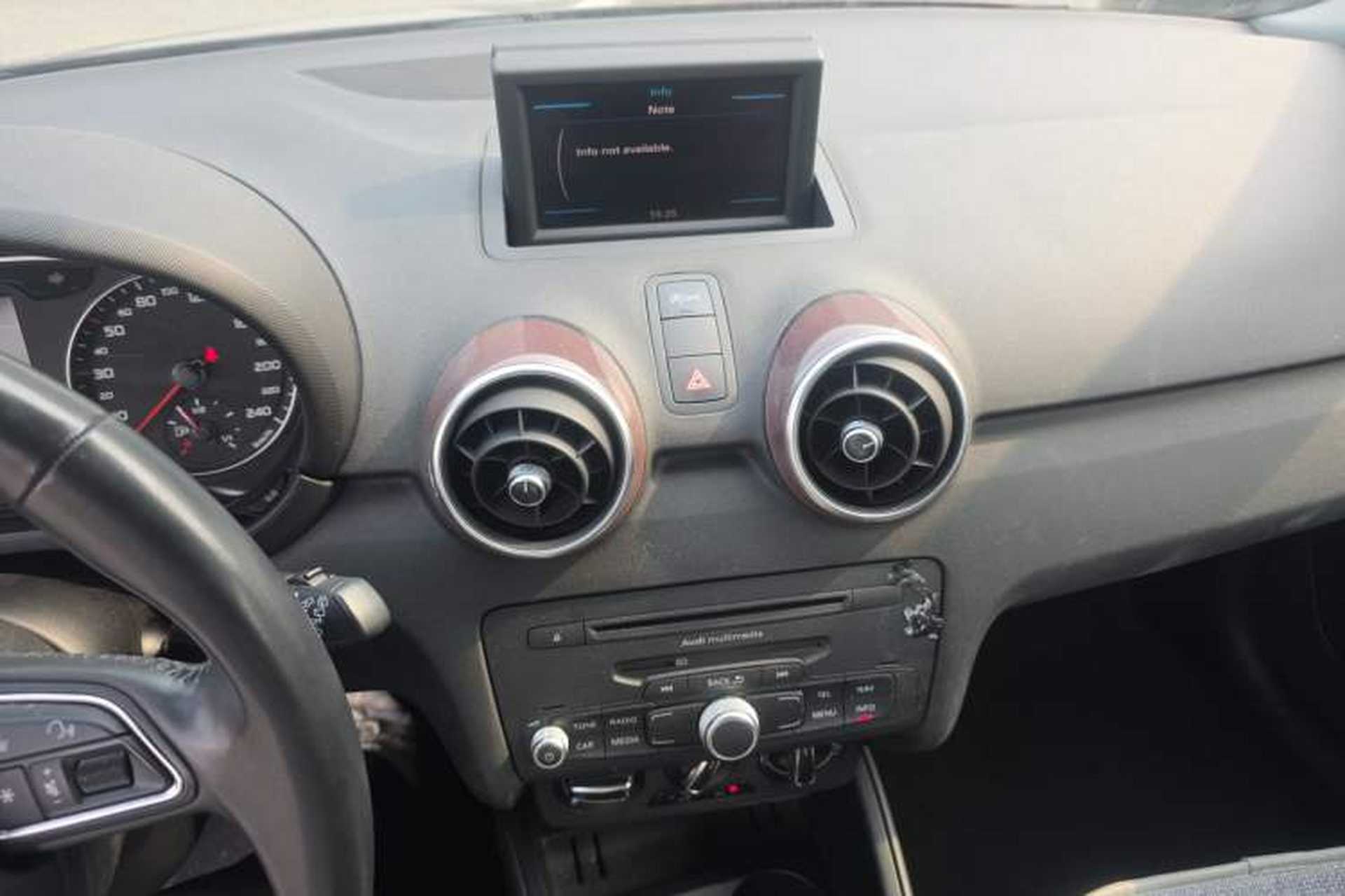 Used Audi A1 2012 1.4 TFSI Urban Audio And AC Panel
