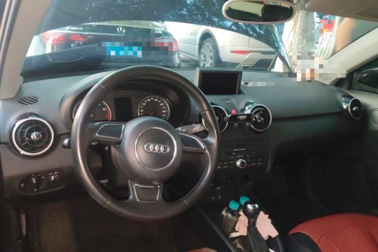Used Audi A1 2012 1.4 TFSI Urban Center Console