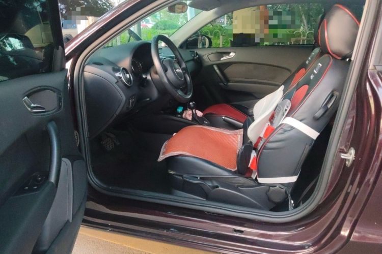 Used Audi A1 2012 1.4 TFSI Urban Driver Seat