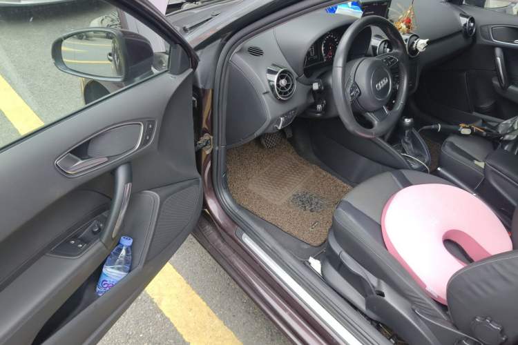 Used Audi A1 2012 1.4 TFSI Urban Driver Seat