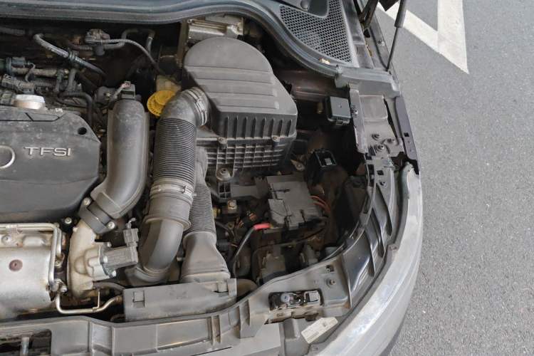Used Audi A1 2012 1.4 TFSI Urban Engine Bay Left