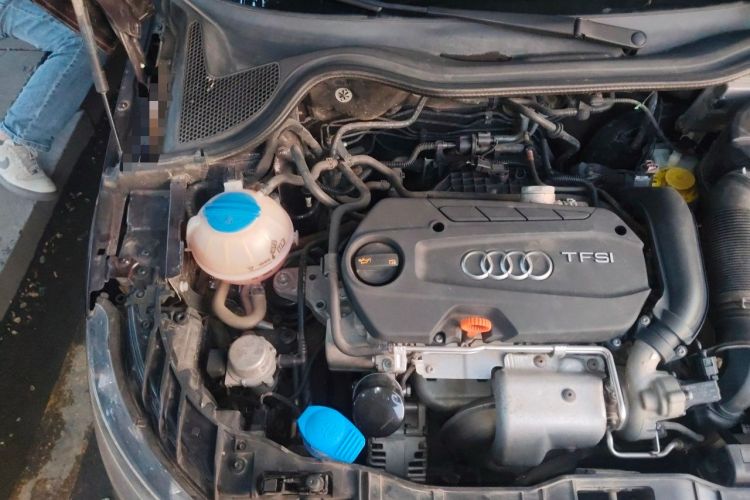 Used Audi A1 2012 1.4 TFSI Urban Engine Bay Right