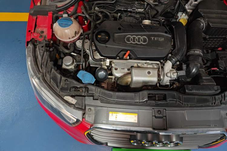 Used Audi A1 2012 1.4 TFSI Ego plus Engine Bay Right