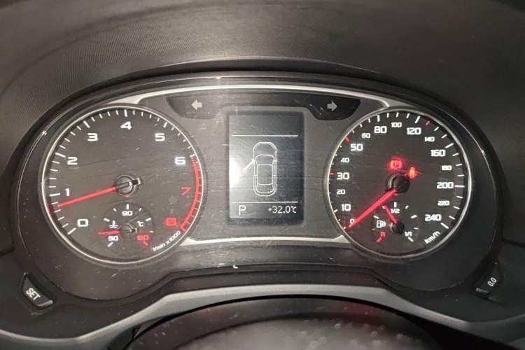 Used Audi A1 2012 1.4 TFSI Ego Instrument Cluster